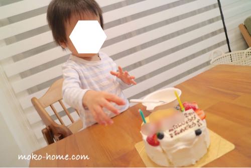 2歳の誕生日ケーキ｜ケーキ屋さんでアンパンマンケーキを注文
